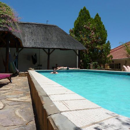 Paradisegarden Backpackers Windhoek Ngoại thất bức ảnh