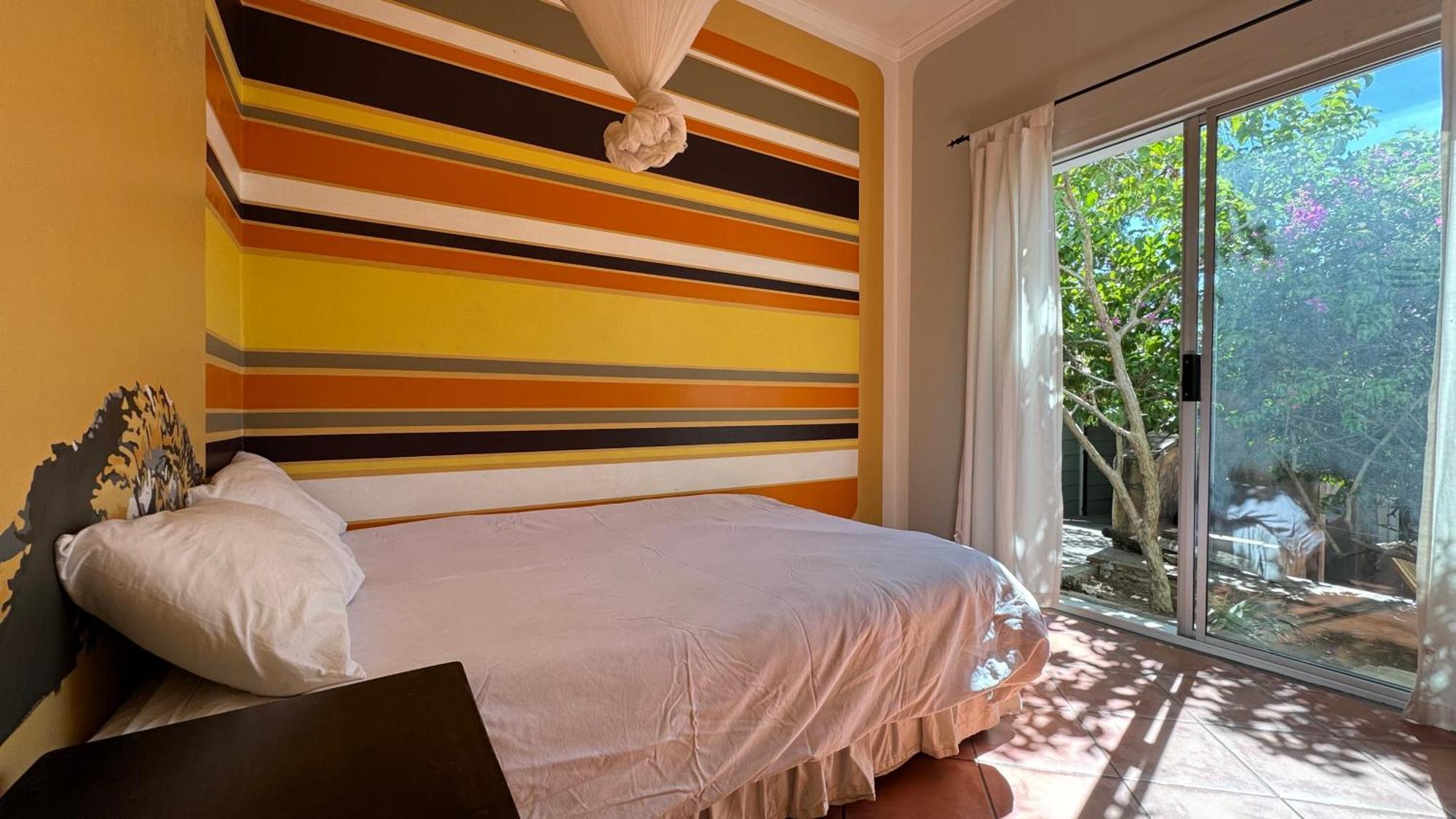 Paradisegarden Backpackers Windhoek Ngoại thất bức ảnh