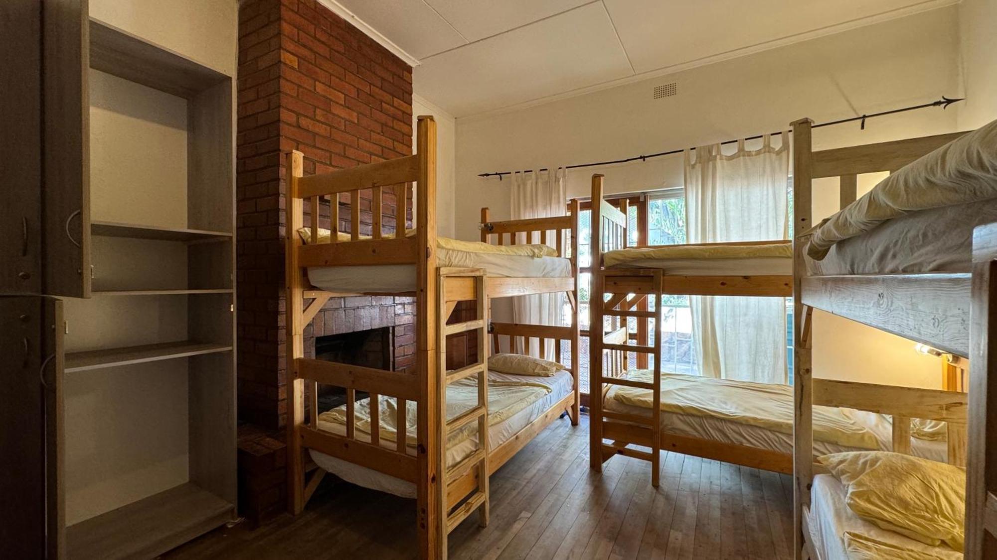 Paradisegarden Backpackers Windhoek Ngoại thất bức ảnh